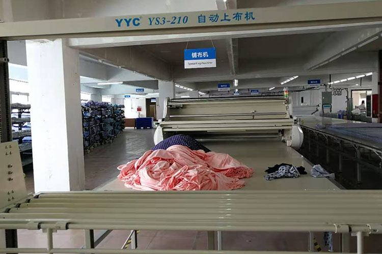 Computer Fabric Cutting Bed